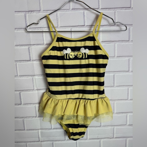 Gymboree
Yellow Girls Bee One Piece Swimsuit - Splish-Splash/girls size 8 - Picture 8 of 10